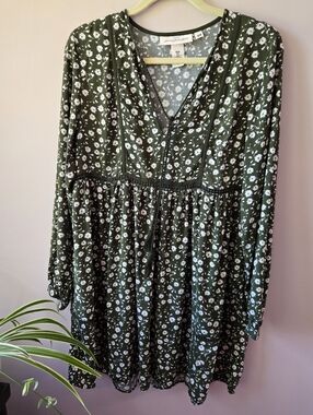 H&M L.O.G.G. Green Floral Boho Mini Dress – Size 8